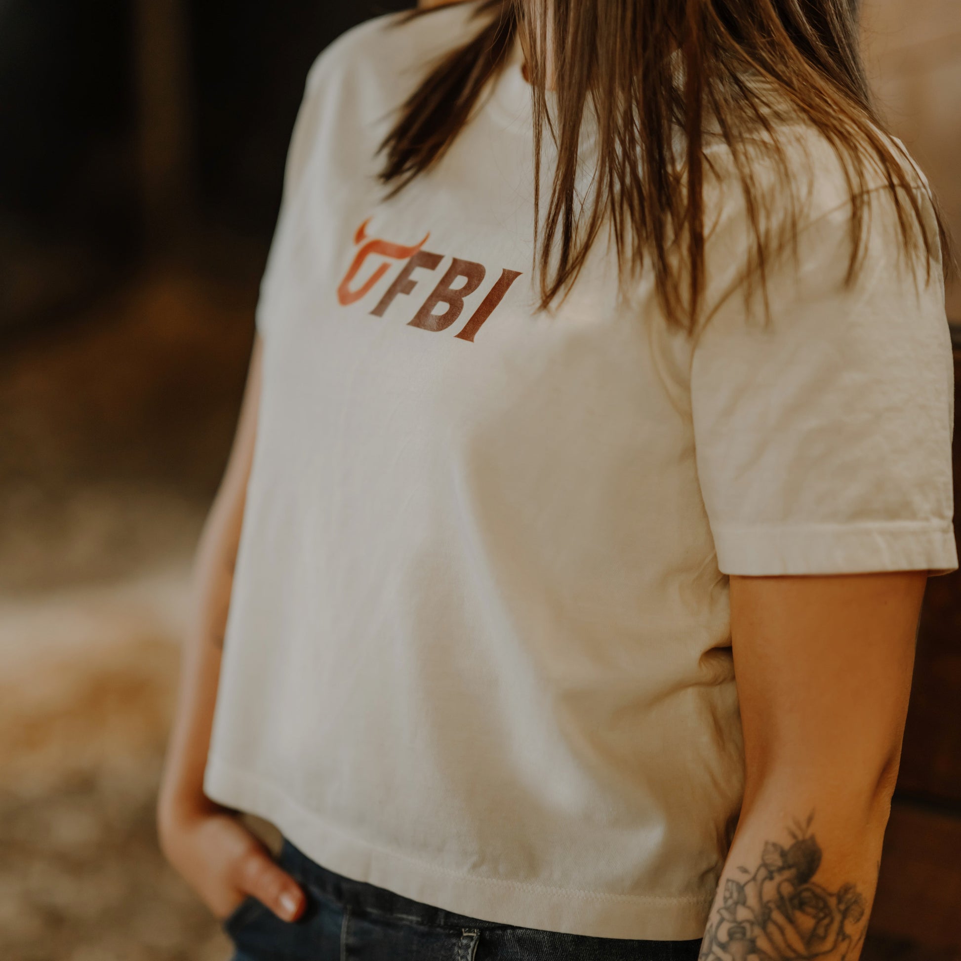T-shirt crop pour femmes Festival du Boeuf d'Inverness
