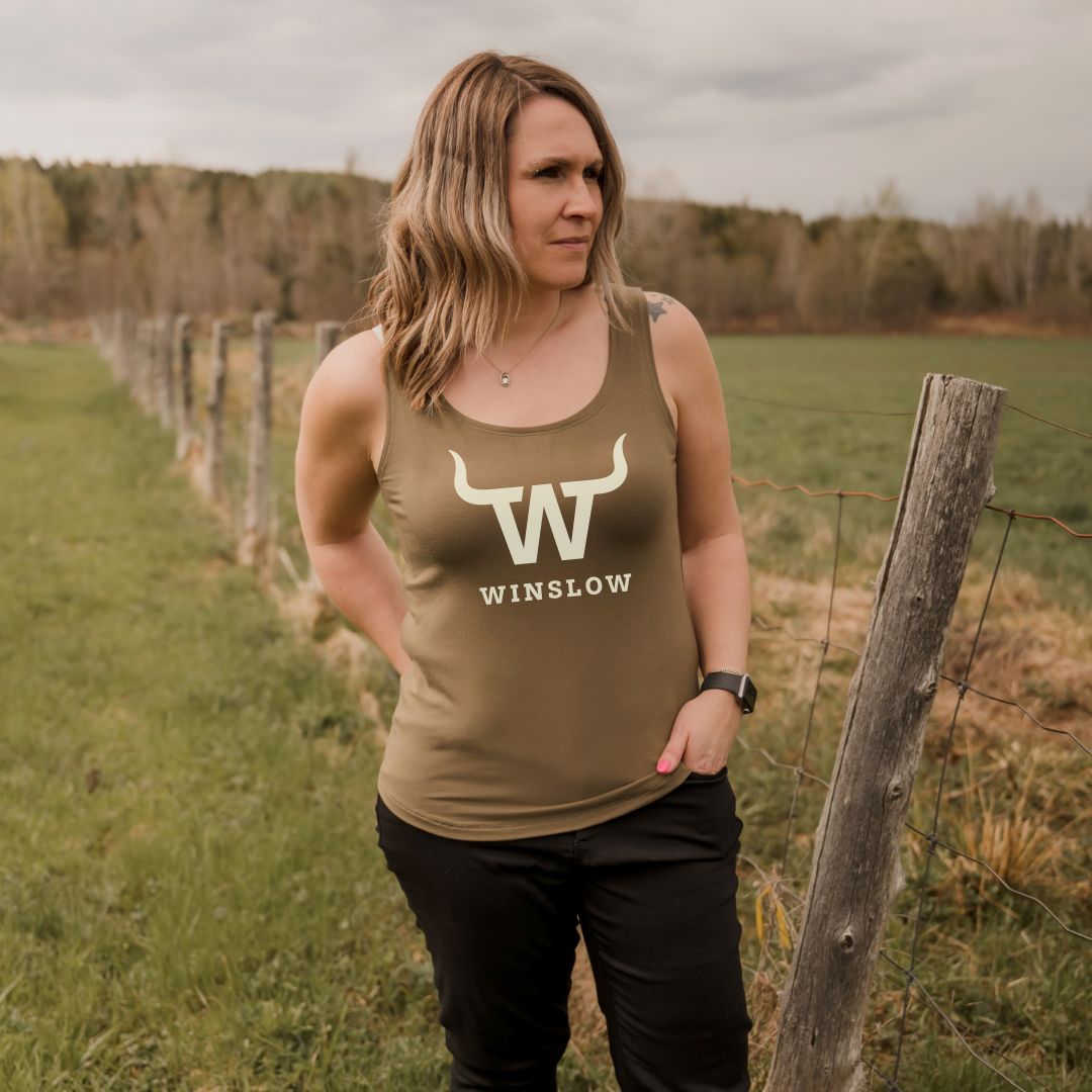 Camisole Winslow pour femme 2.0 olive avec le bas arrondi et les bretelles larges