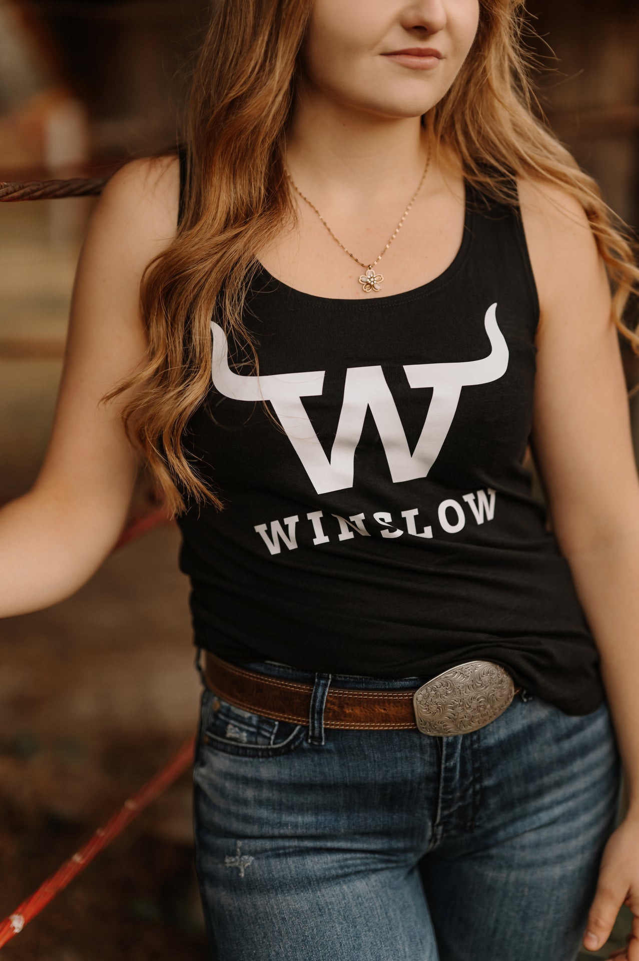 Camisole Winslow pour femme 2.0 noire avec le bas arrondi et les bretelles larges