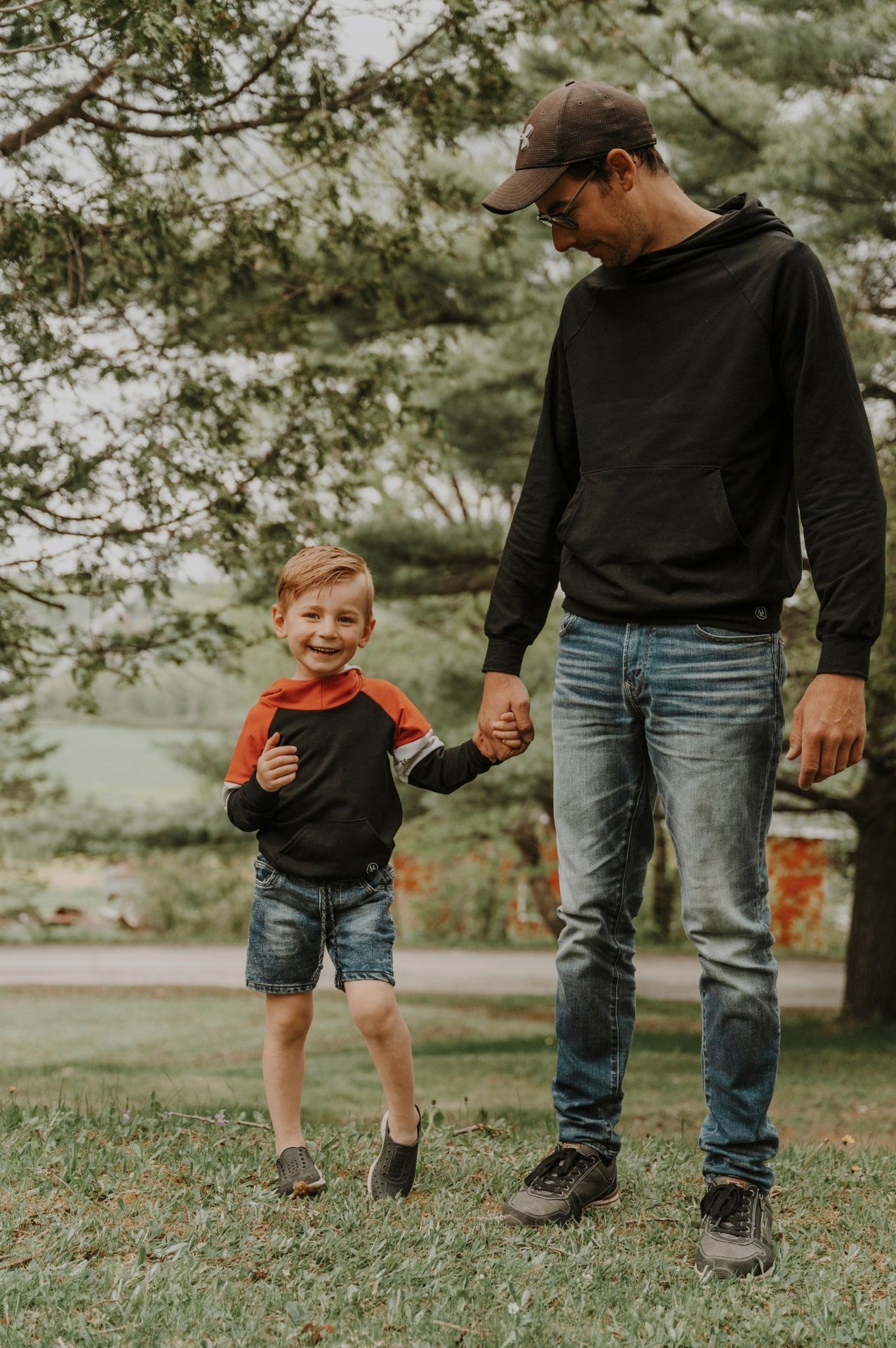 Hoodie unisexe noir en bambou