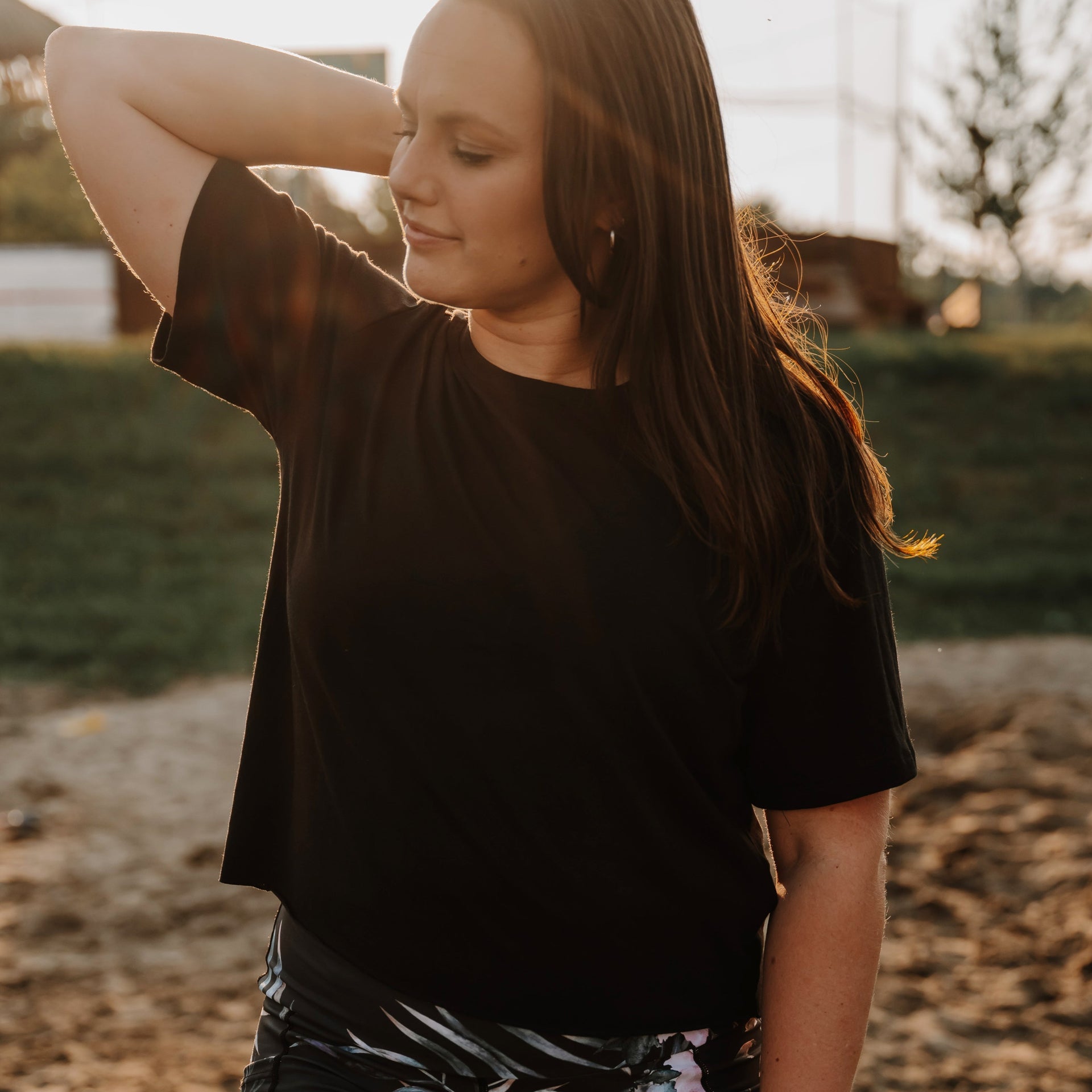 T-shirt Marie crop en bambou noir pour femme