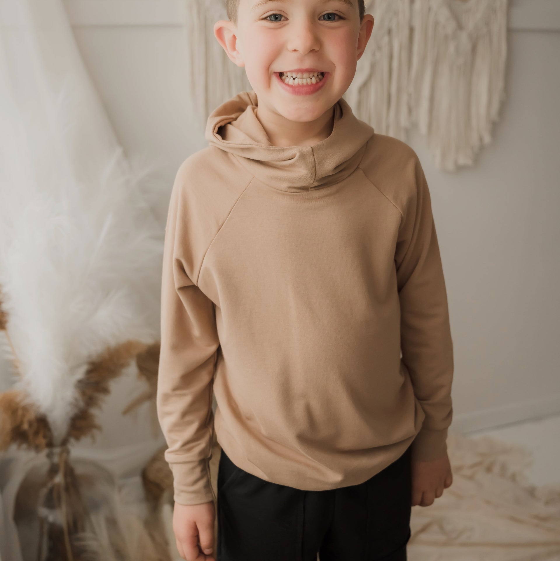 Hoodie enfant prestige MomMe&Cie en bambou - Amande
