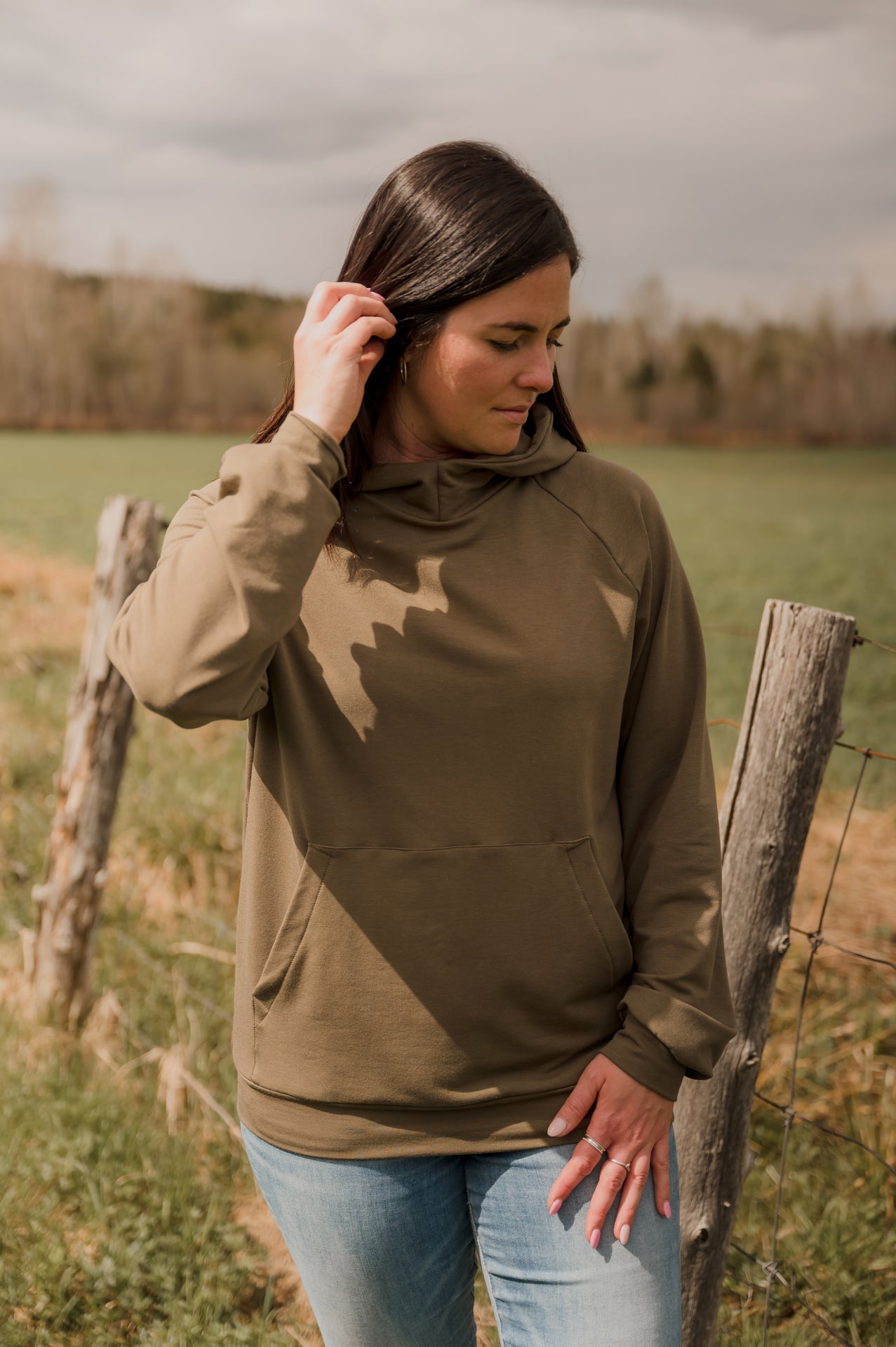 Hoodie unisexe prestige MomMe&Cie en bambou - Olive