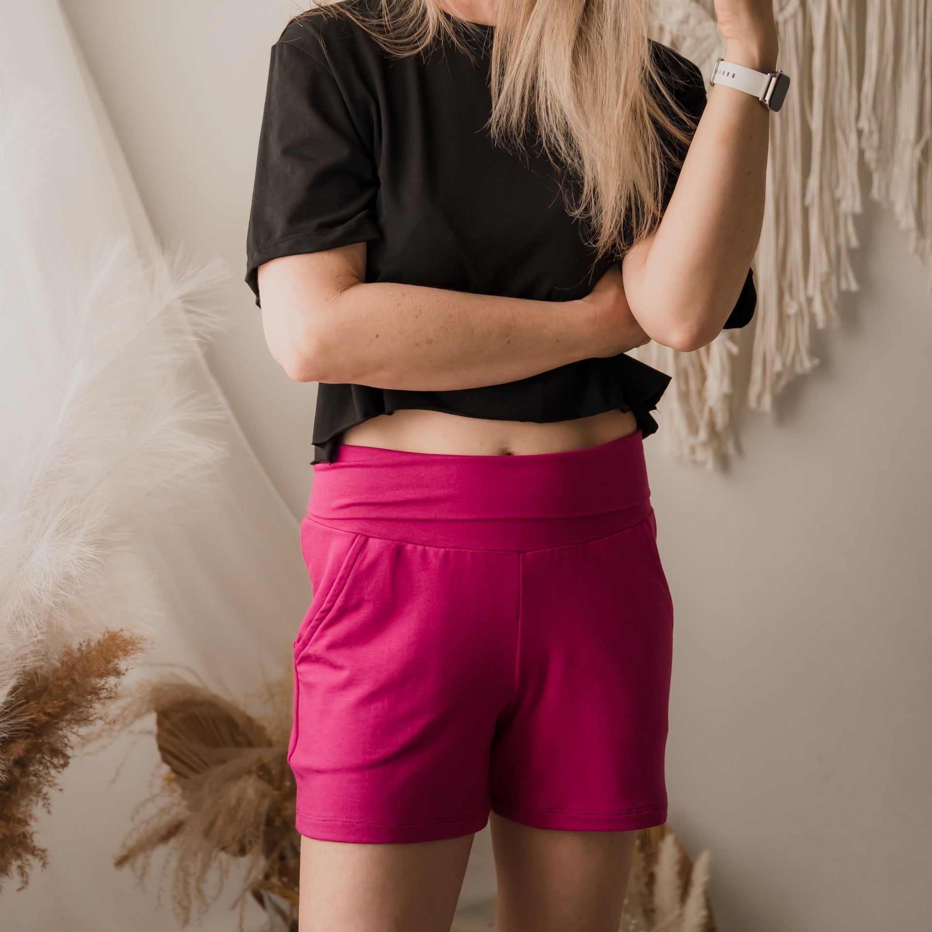 T-shirt Marie crop en bambou noir pour femme