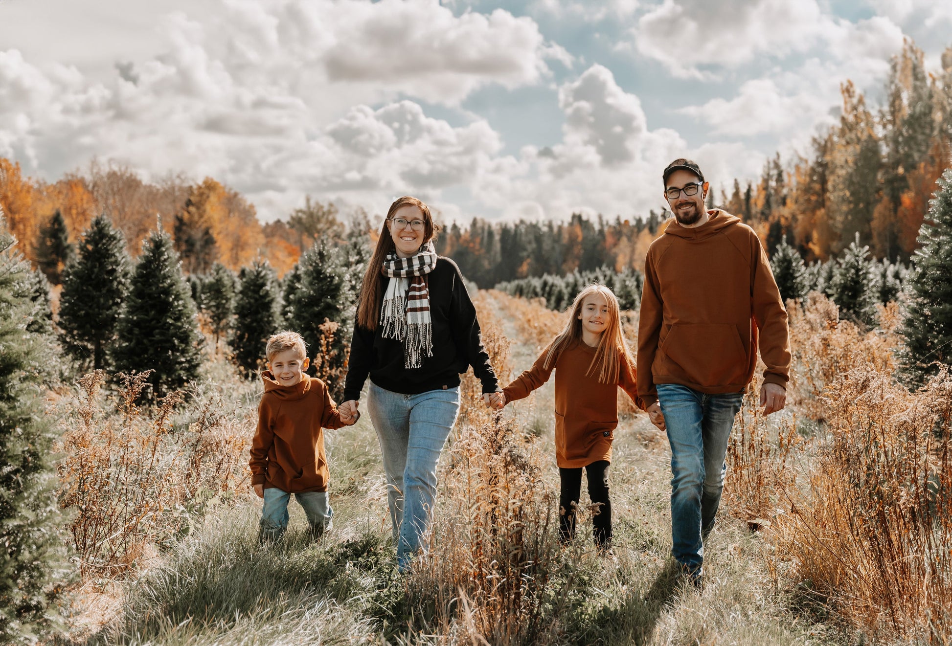 Hoodie enfant prestige MomMe&Cie en bambou fleece - Ocre