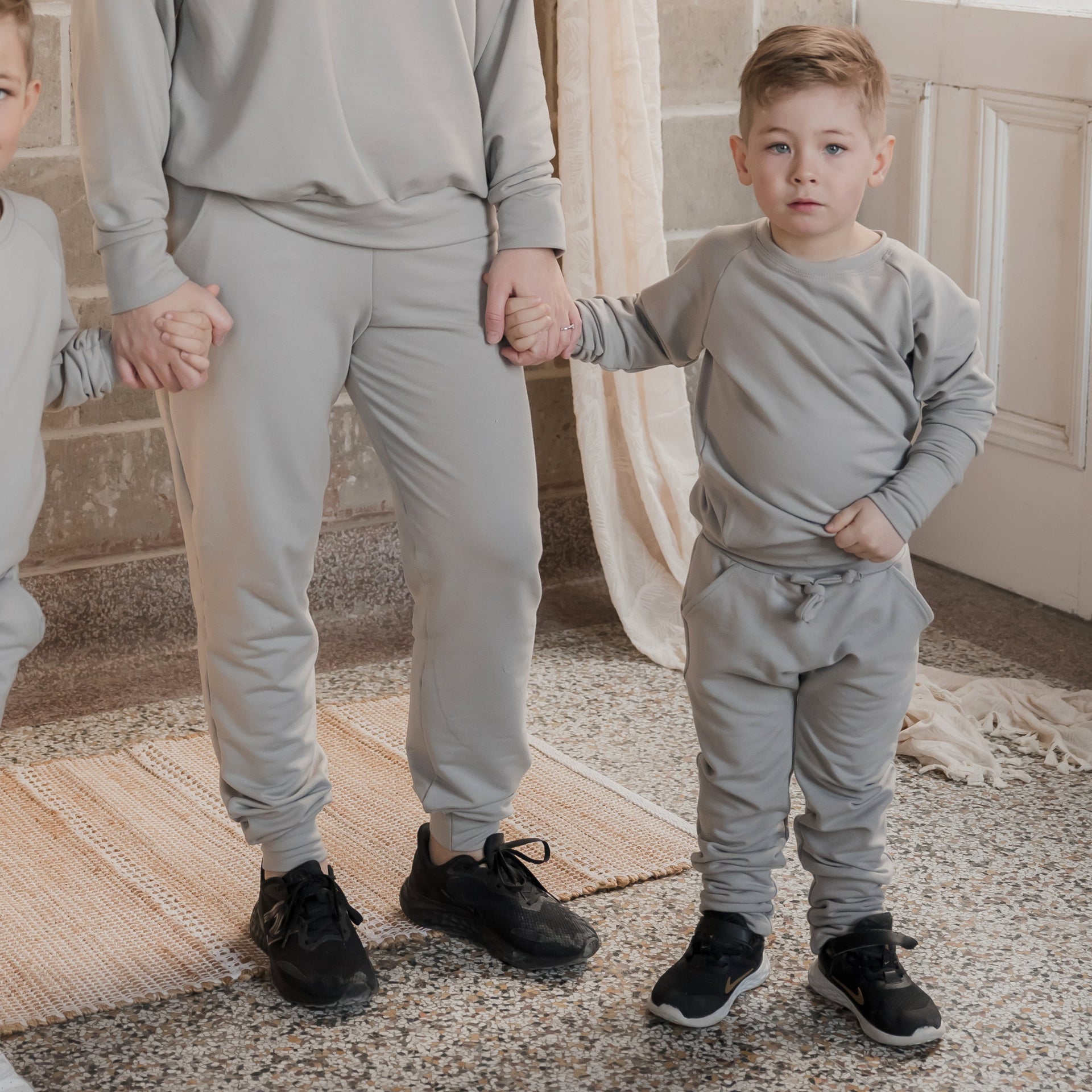 Crewneck enfant prestige MomMe&Cie en bambou - Gris béton